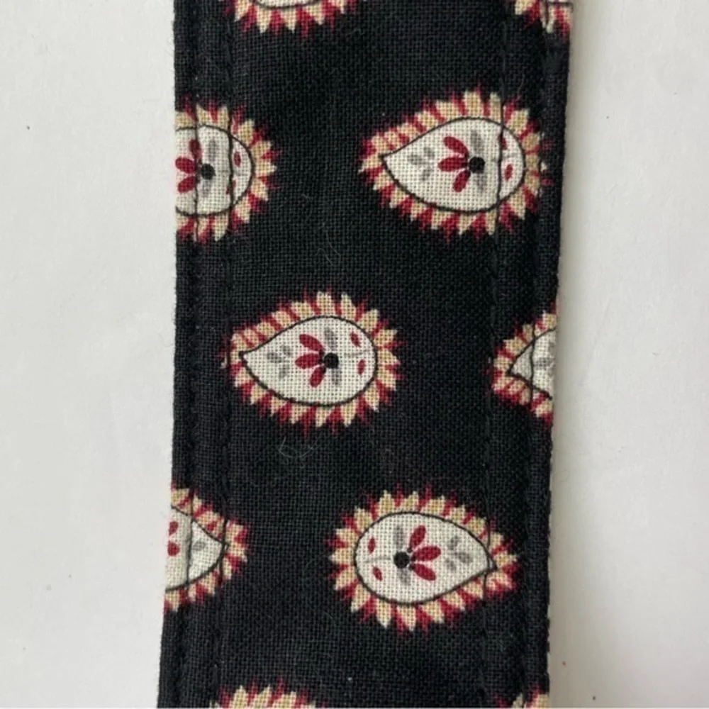 Vera Bradley Reversible Belt‎ Black/Cream/Red